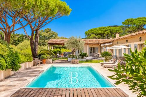 GOLFE DE SAINT TROPEZ - GRIMAUD - MAISON DE CHARME