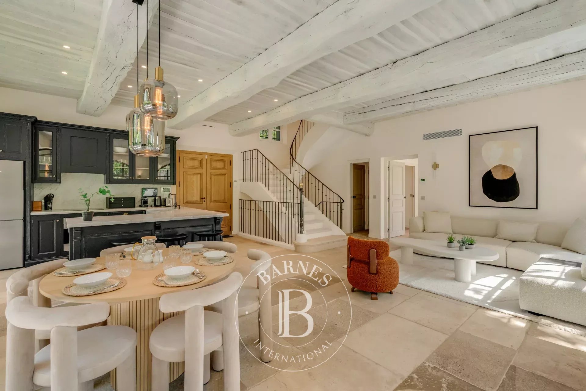 SAINT-TROPEZ – VILLAGE À PIED – PROPRIÉTÉ DE DEUX VILLAS