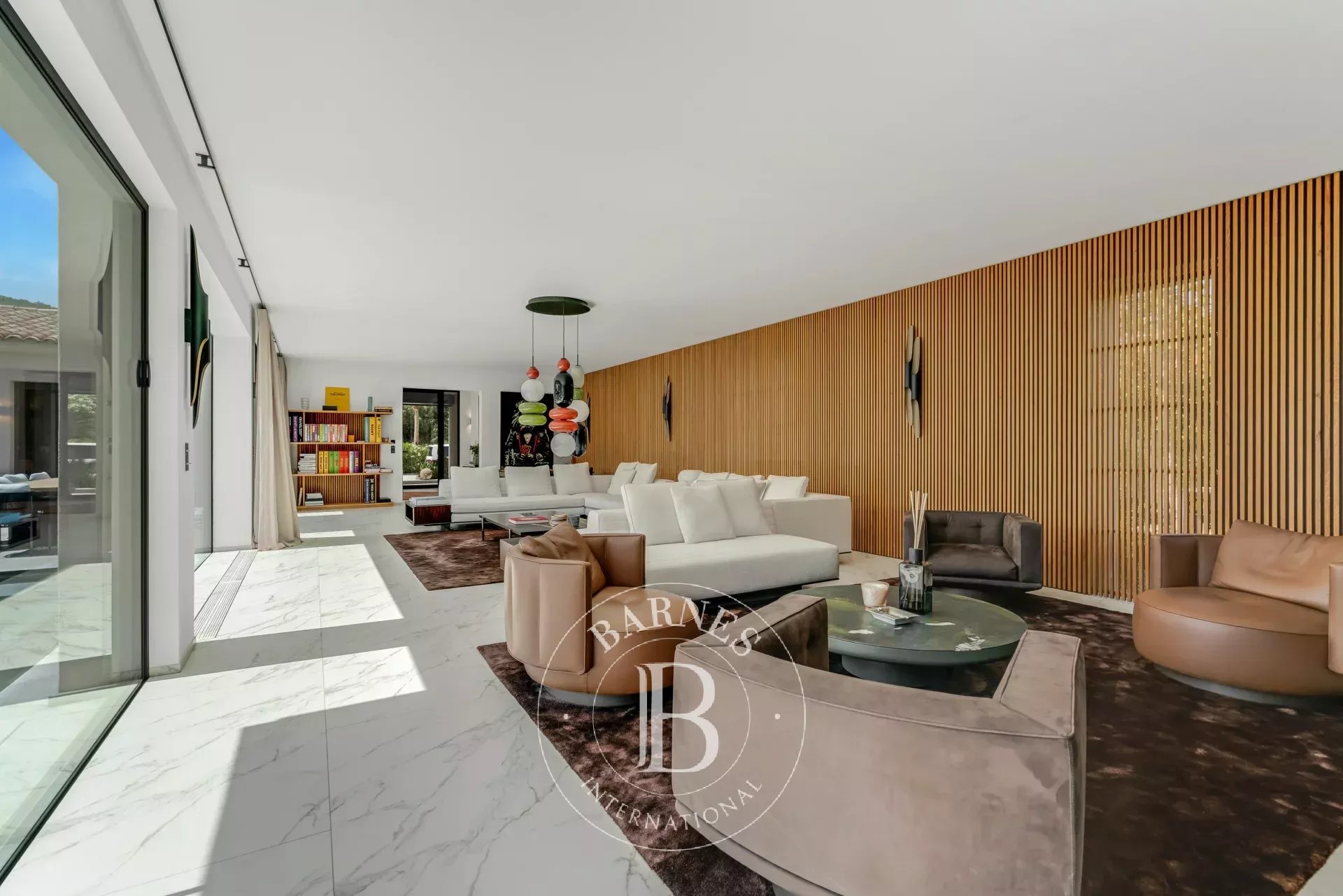 SAINT-TROPEZ - LUXUEUSE VILLA NEUVE - 7 CHAMBRES