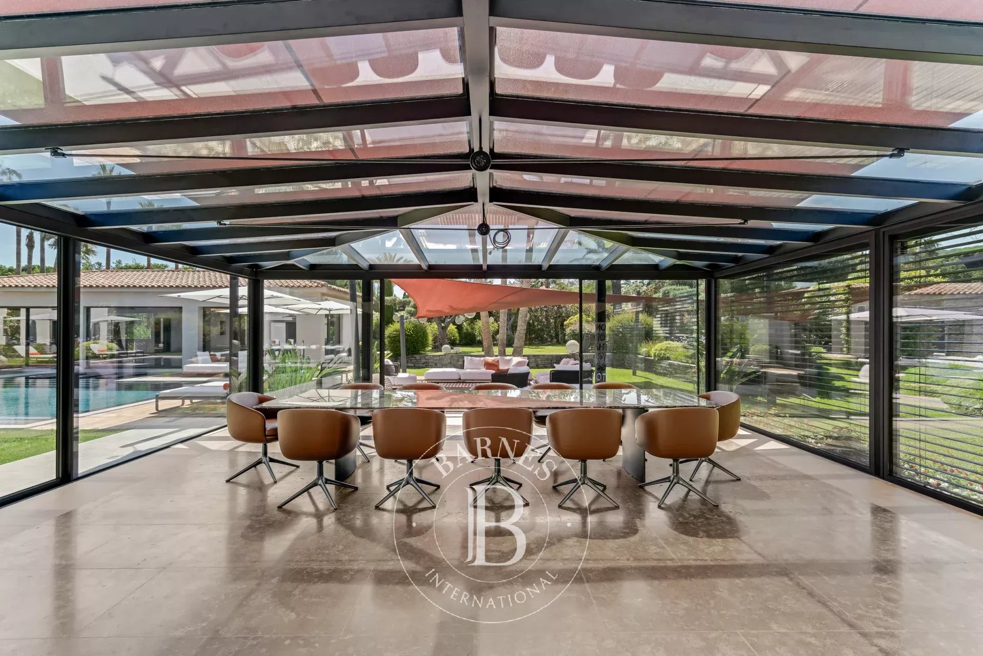 SAINT-TROPEZ - LUXUEUSE VILLA NEUVE - 7 CHAMBRES