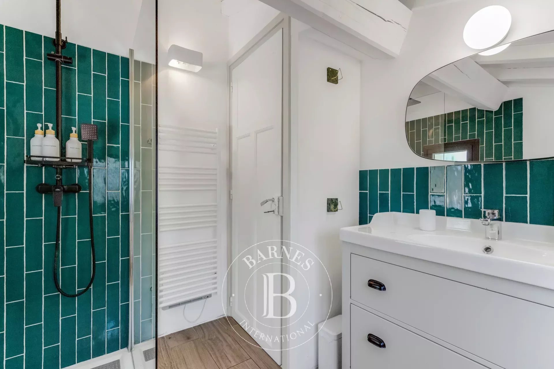 SAINT-TROPEZ - DOMAINE PRIVE - MAISON AVEC 4 CHAMBRES ET PISCINE