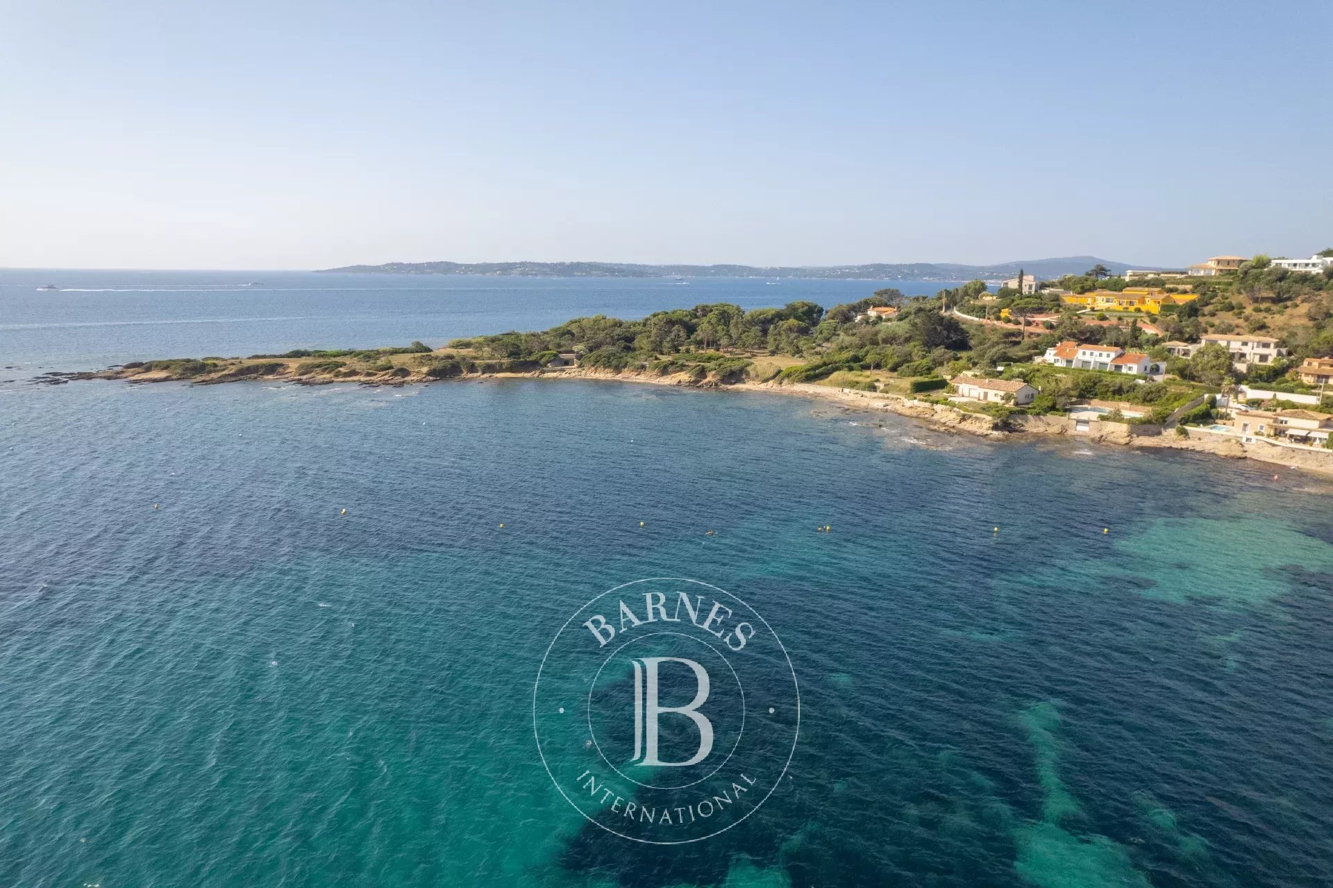 EXCLUSIVITÉ - SAINTE-MAXIME - VILLA  - 5 CHAMBRES - PISCINE - VUE MER