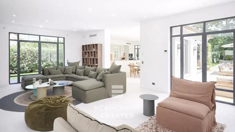 Somptueuse villa au coeur de Saint-Tropez, à pieds de la place des Lices