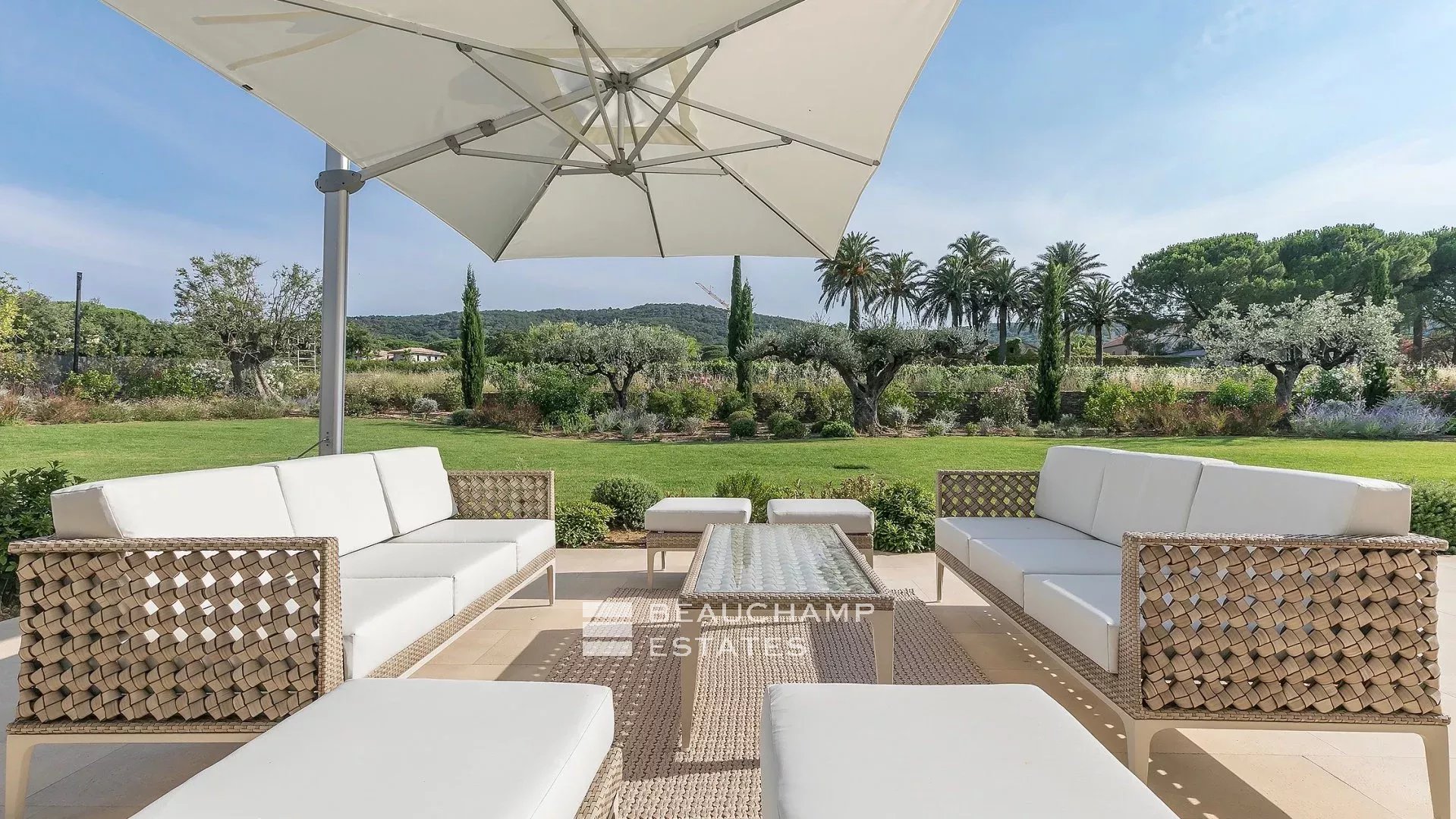 Splendide propriété 6 chambres dans un domaine Privée à Saint-Tropez