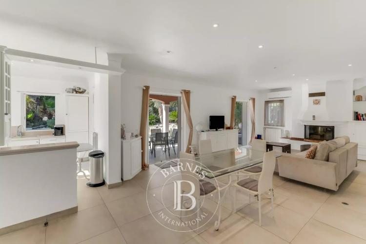 GOLFE DE SAINT TROPEZ - GASSIN - VILLA 4 CHAMBRES