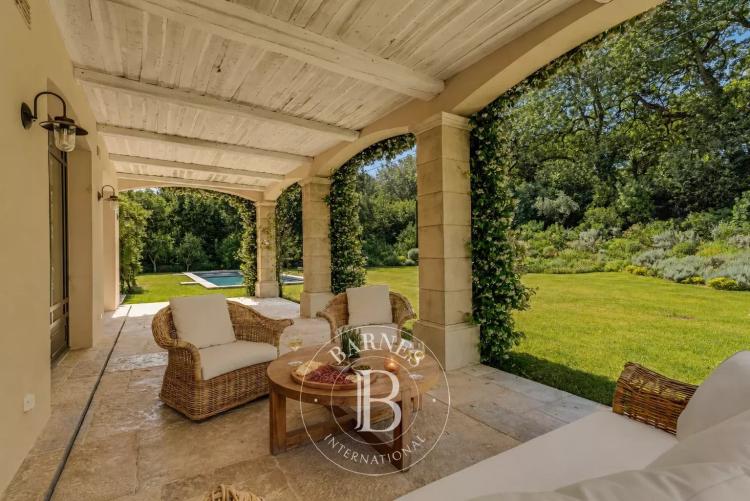SAINT-TROPEZ – VILLAGE À PIED – PROPRIÉTÉ DE DEUX VILLAS