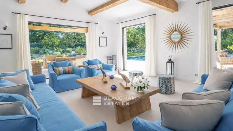 Propriété neuve à pieds de la plage des Salins et du centre de Saint-Tropez