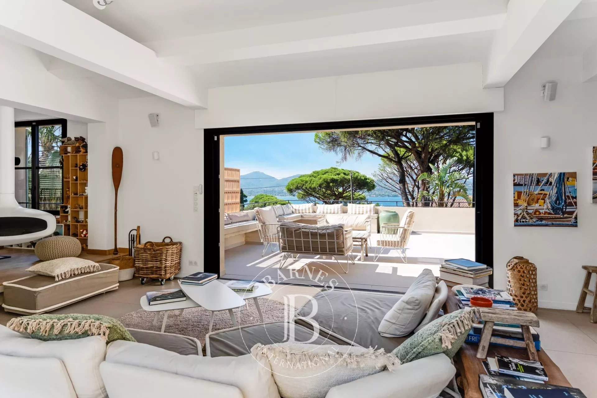 PROCHE DE SAINT TROPEZ - GASSIN - DOMAINE PRIVE - VUE MER