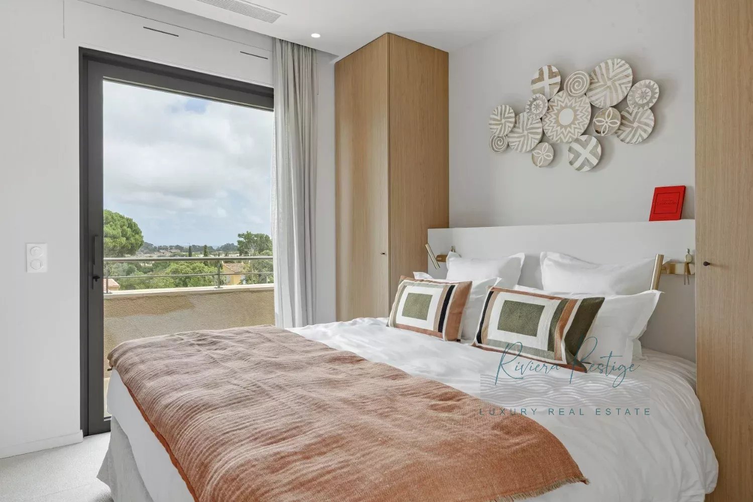 Saint-Tropez – Villa avec vue mer et village