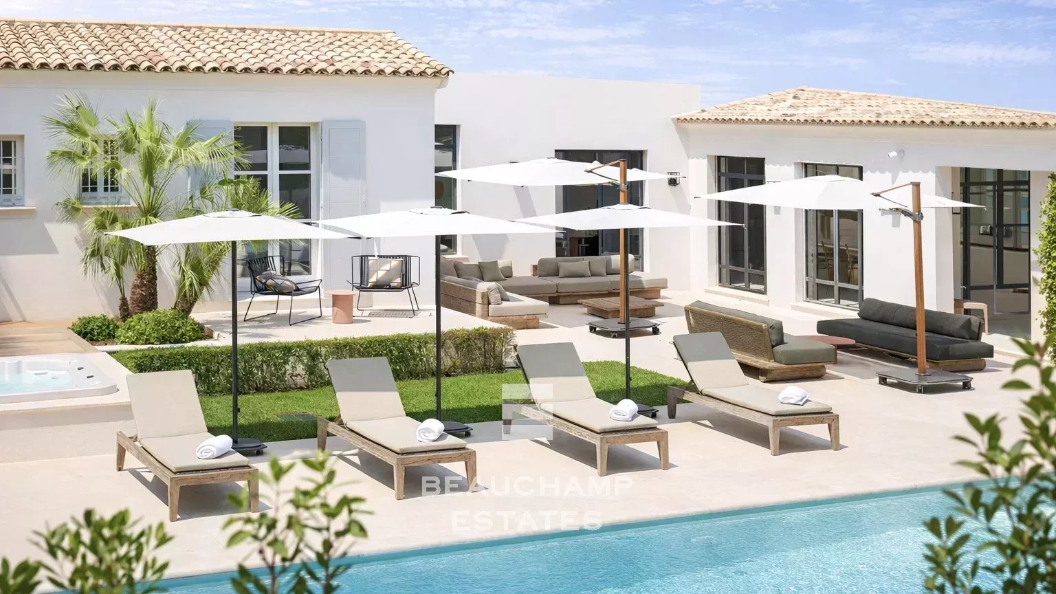 Somptueuse villa au coeur de Saint-Tropez, à pieds de la place des Lices