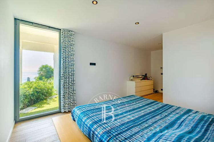 EXCLUSIVITÉ - SAINTE-MAXIME –DOMAINE PRIVÉ - VILLA CONTEMPORAINE - VUE MER