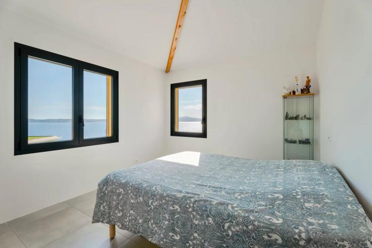 Villa vue mer panoramique à vendre à Sainte-Maxime