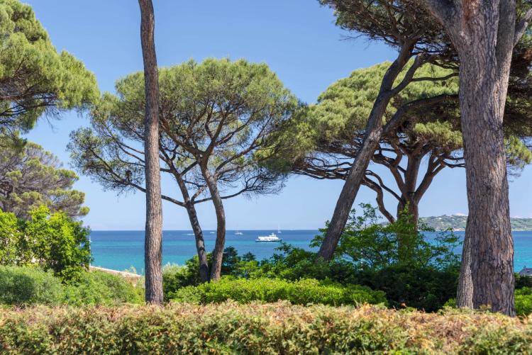 Villa vue mer panoramique à vendre à pied des plages
