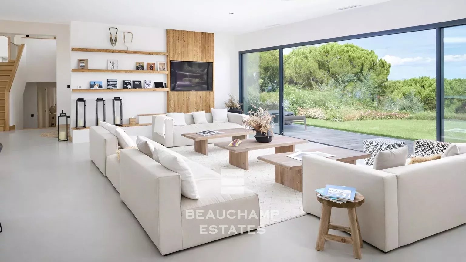 Saint-Tropez Les parcs - Propriété prestigieuse avec accès direct à la mer