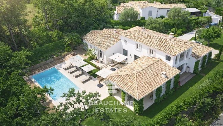 Somptueuse villa au coeur de Saint-Tropez, à pieds de la place des Lices