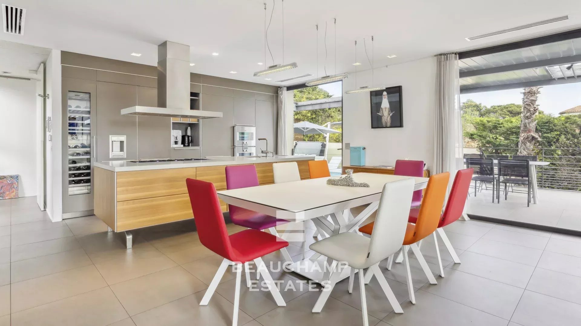 Luxueuse villa contemporaine à 100 mètres du centre villa de Saint-Tropez