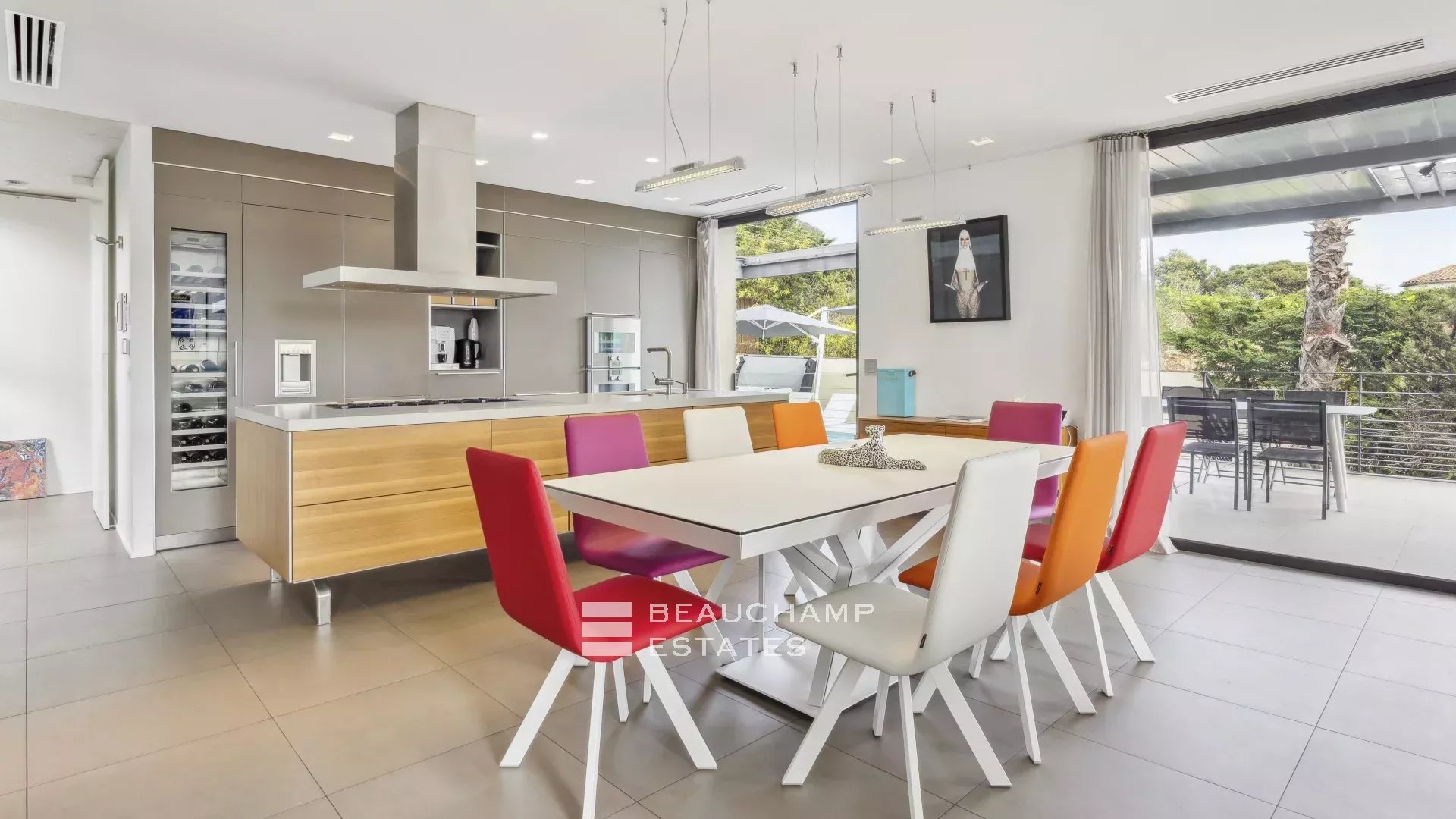 Luxueuse villa contemporaine à 100 mètres du centre villa de Saint-Tropez