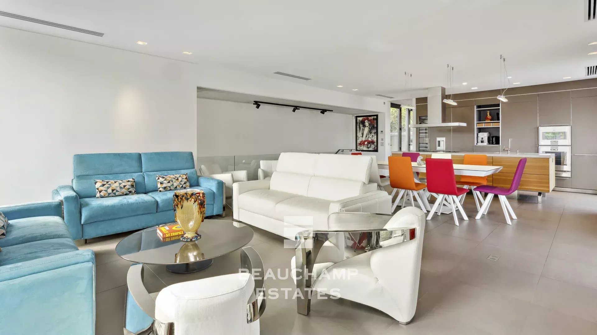 Luxueuse villa contemporaine à 100 mètres du centre villa de Saint-Tropez