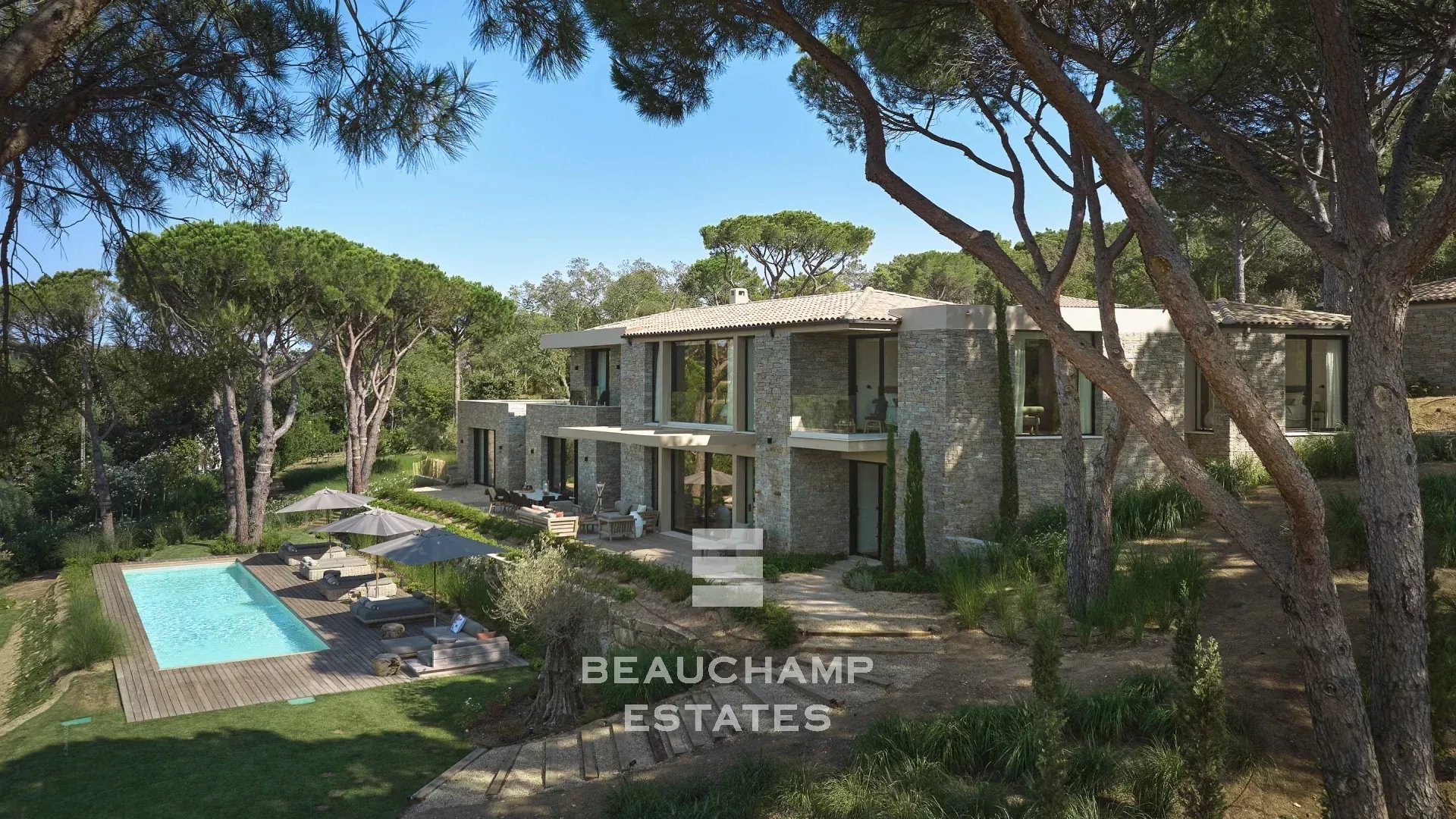 Luxueuse villa de 6 chambres à deux pas du Centre de Saint-Tropez