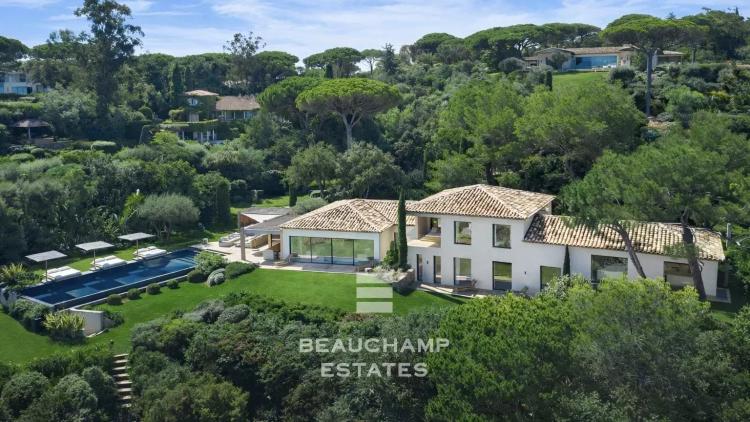 Saint-Tropez Les parcs - Propriété prestigieuse avec accès direct à la mer
