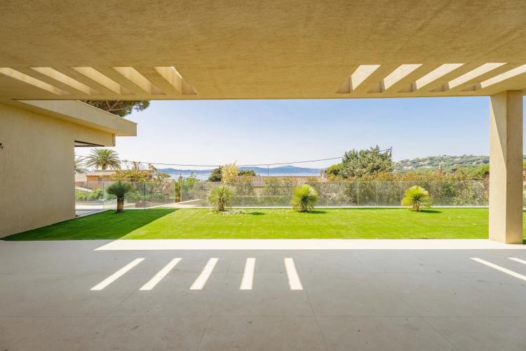 Villa neuve vue mer à vendre à Sainte-Maxime