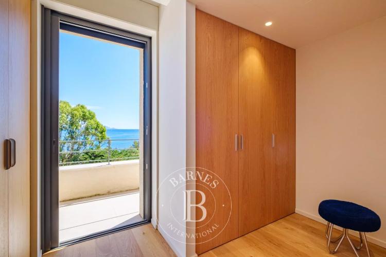 EXCLUSIVITÉ - SAINTE-MAXIME - VILLA  - 5 CHAMBRES - PISCINE - VUE MER