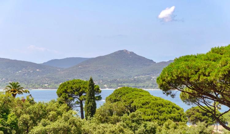 Villa vue mer à vendre à Sinopolis