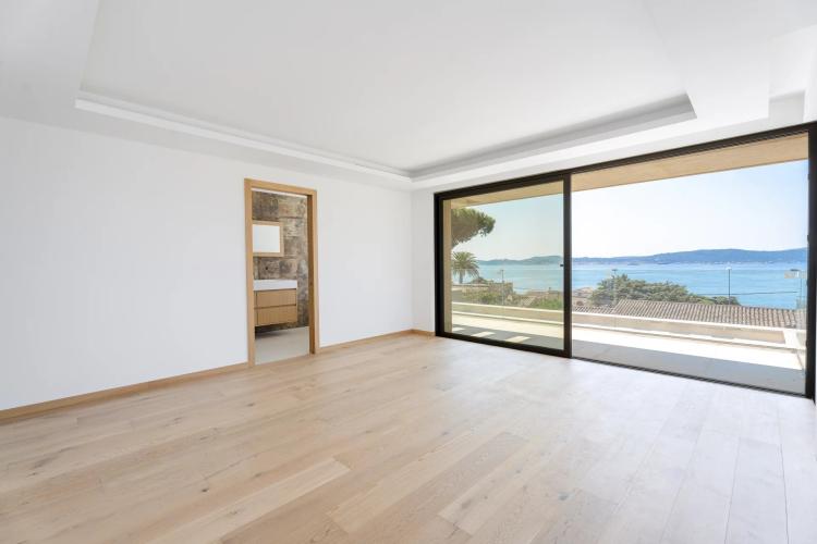Villa neuve vue mer à vendre à Sainte-Maxime