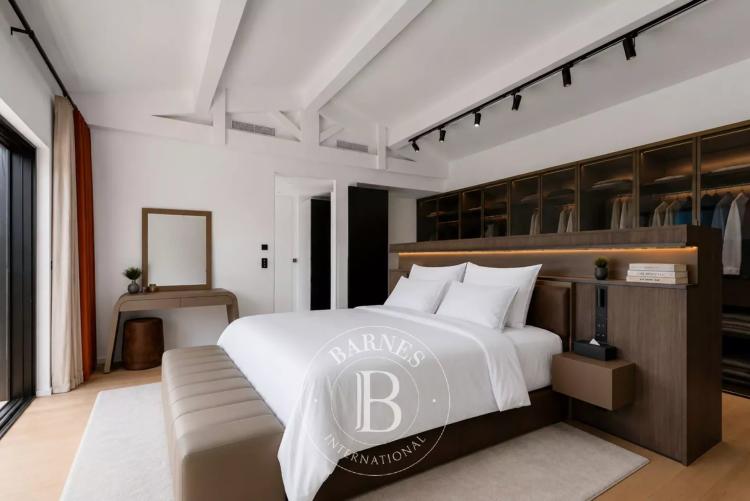 SAINT-TROPEZ - LUXUEUSE VILLA NEUVE - 7 CHAMBRES