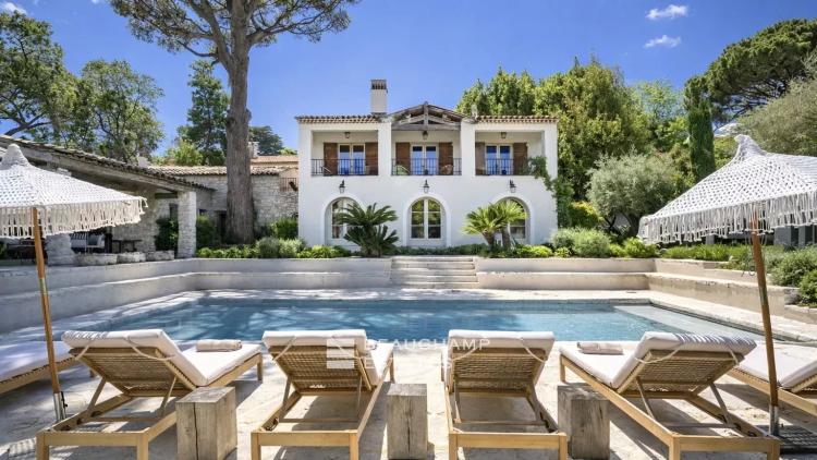 Villa néo-provençale chic à deux pas du centre ville de Saint-Tropez