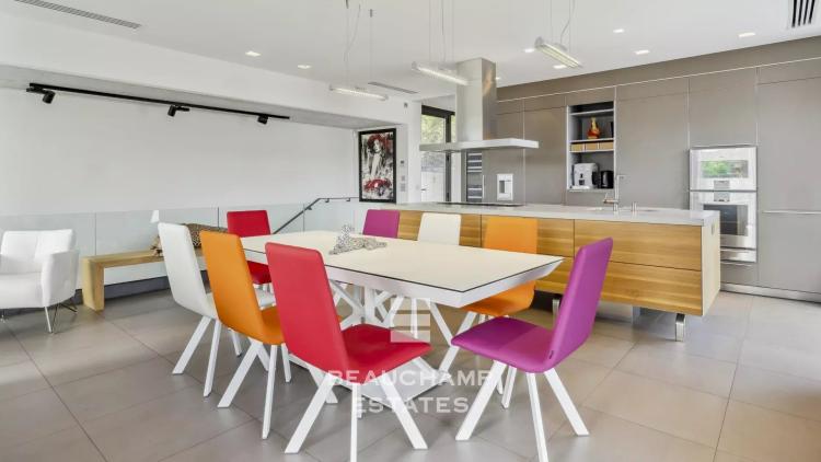Luxueuse villa contemporaine à 100 mètres du centre villa de Saint-Tropez