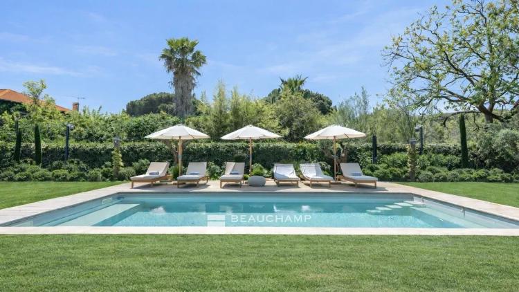 Villa neuve à quelques pas de la plage des Salins et du centre ville de Saint-Tropez