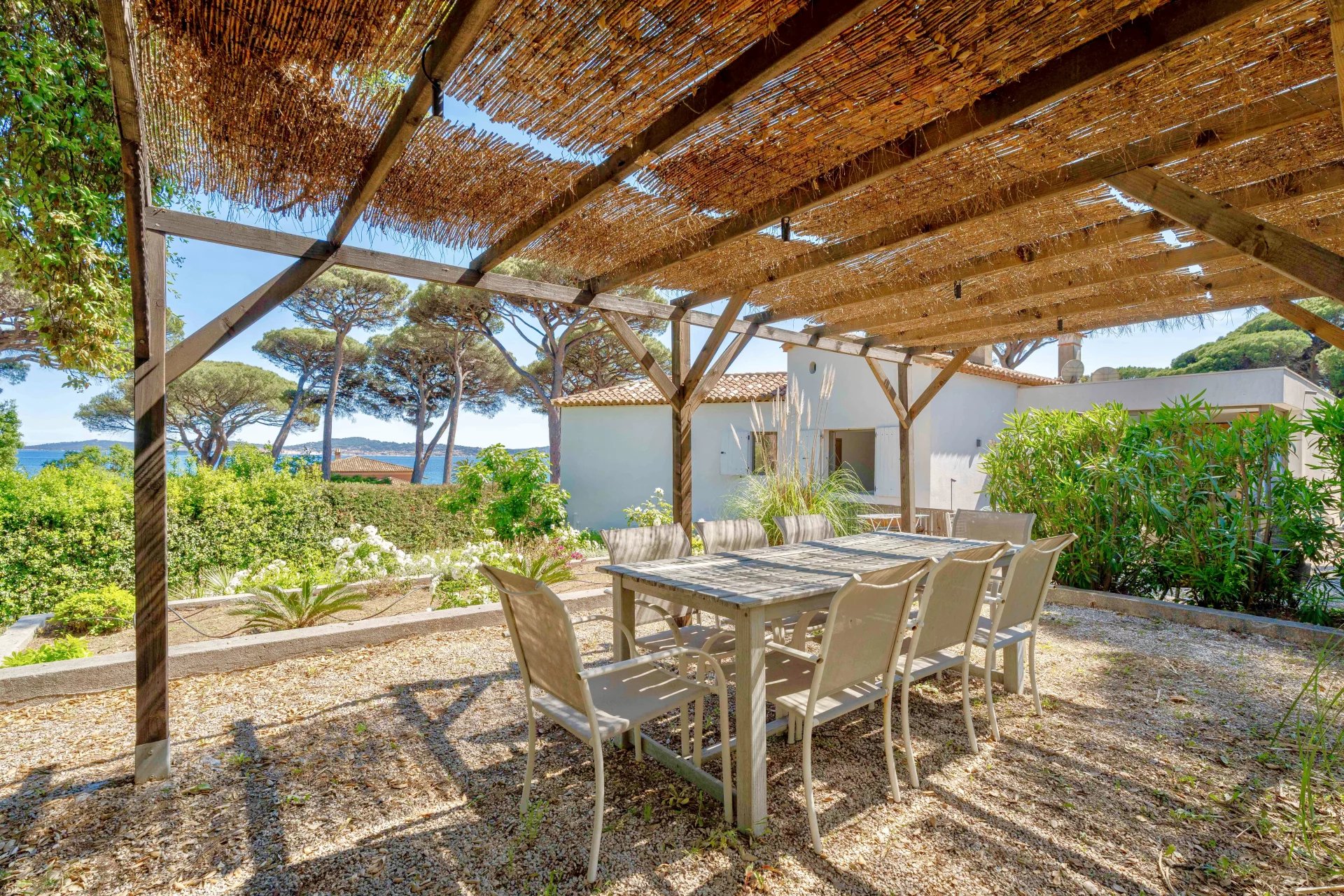 Villa vue mer panoramique à vendre à pied des plages