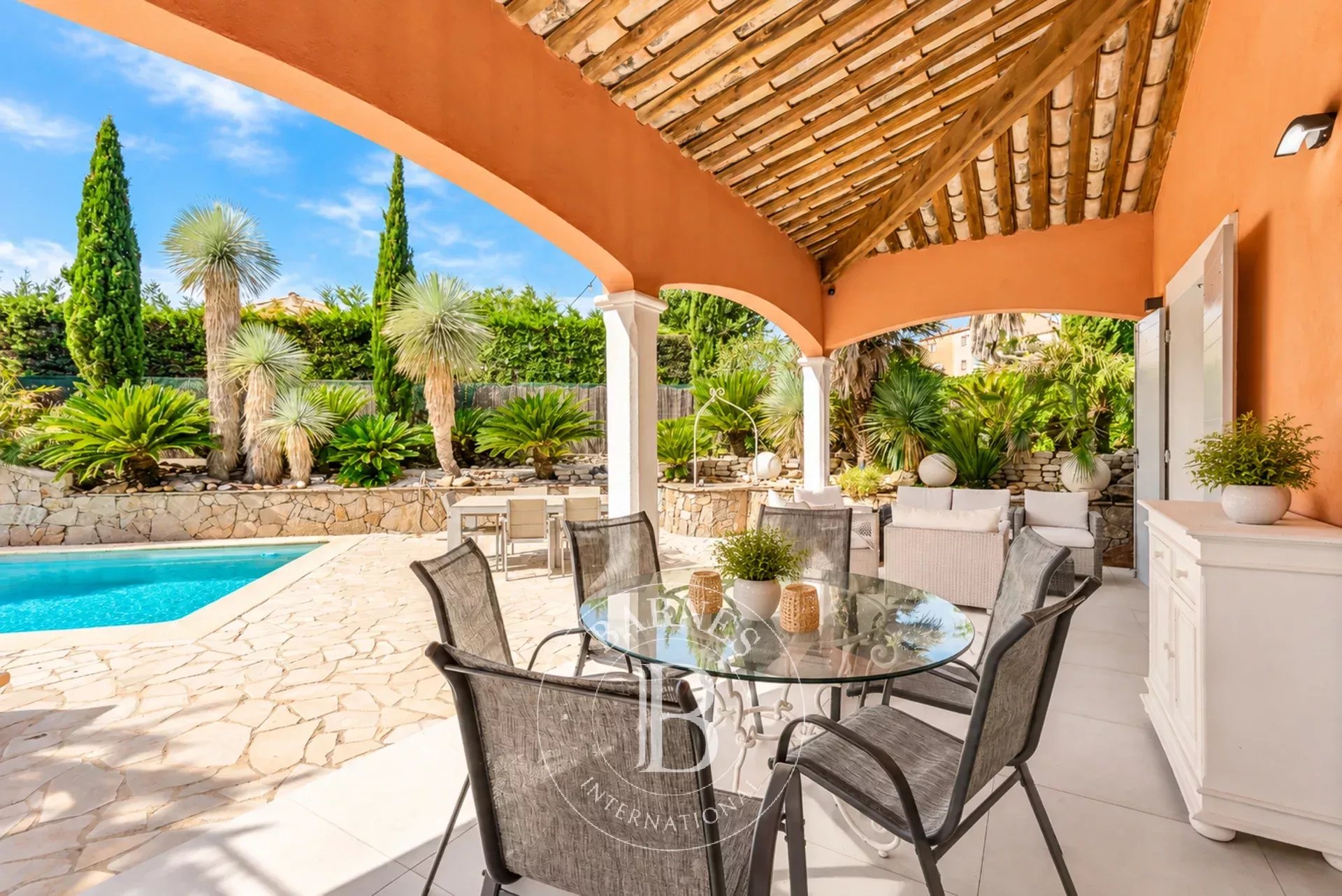 GOLFE DE SAINT TROPEZ - GASSIN - VILLA 4 CHAMBRES
