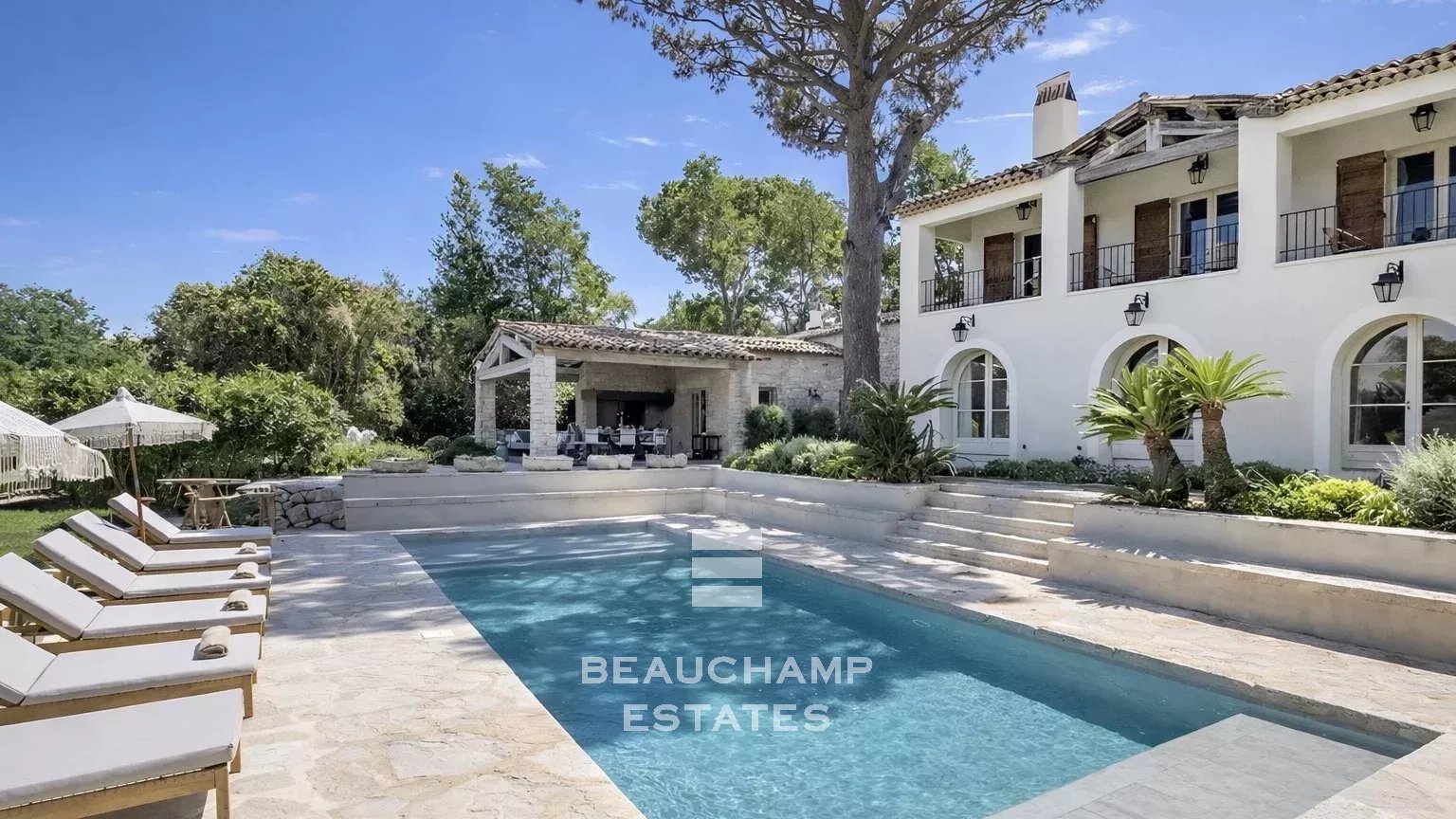 Villa néo-provençale chic à deux pas du centre ville de Saint-Tropez