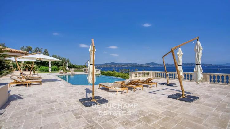 Villa provençale ultra-luxueuse située dans le prestigieux domaine des Parcs de Saint-Tropez