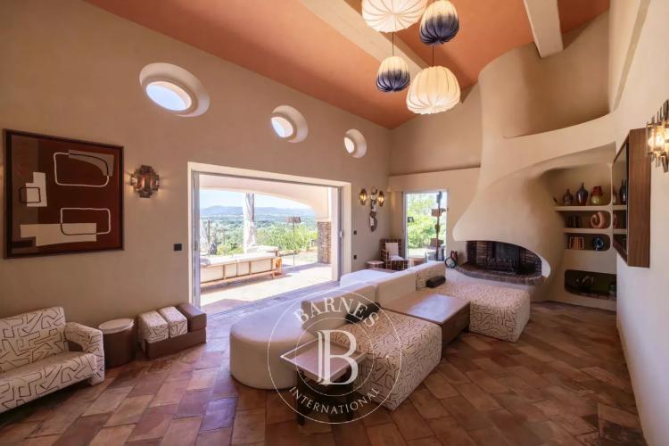 LOCATION SAISONNIERE - Villa Grimaud - Vue dégagée