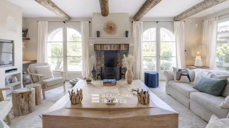 Villa néo-provençale chic à deux pas du centre ville de Saint-Tropez