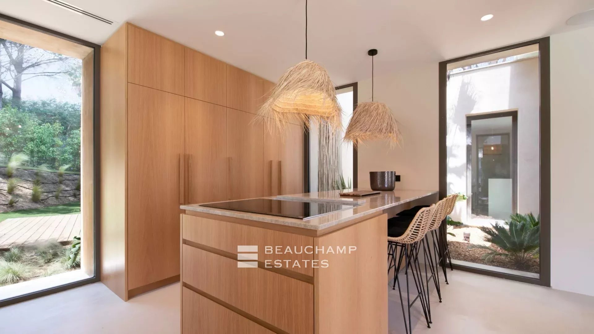Villa luxueuse esprit balinaise située à Ramatuelle à quelques minutes des plages de Pampelonne