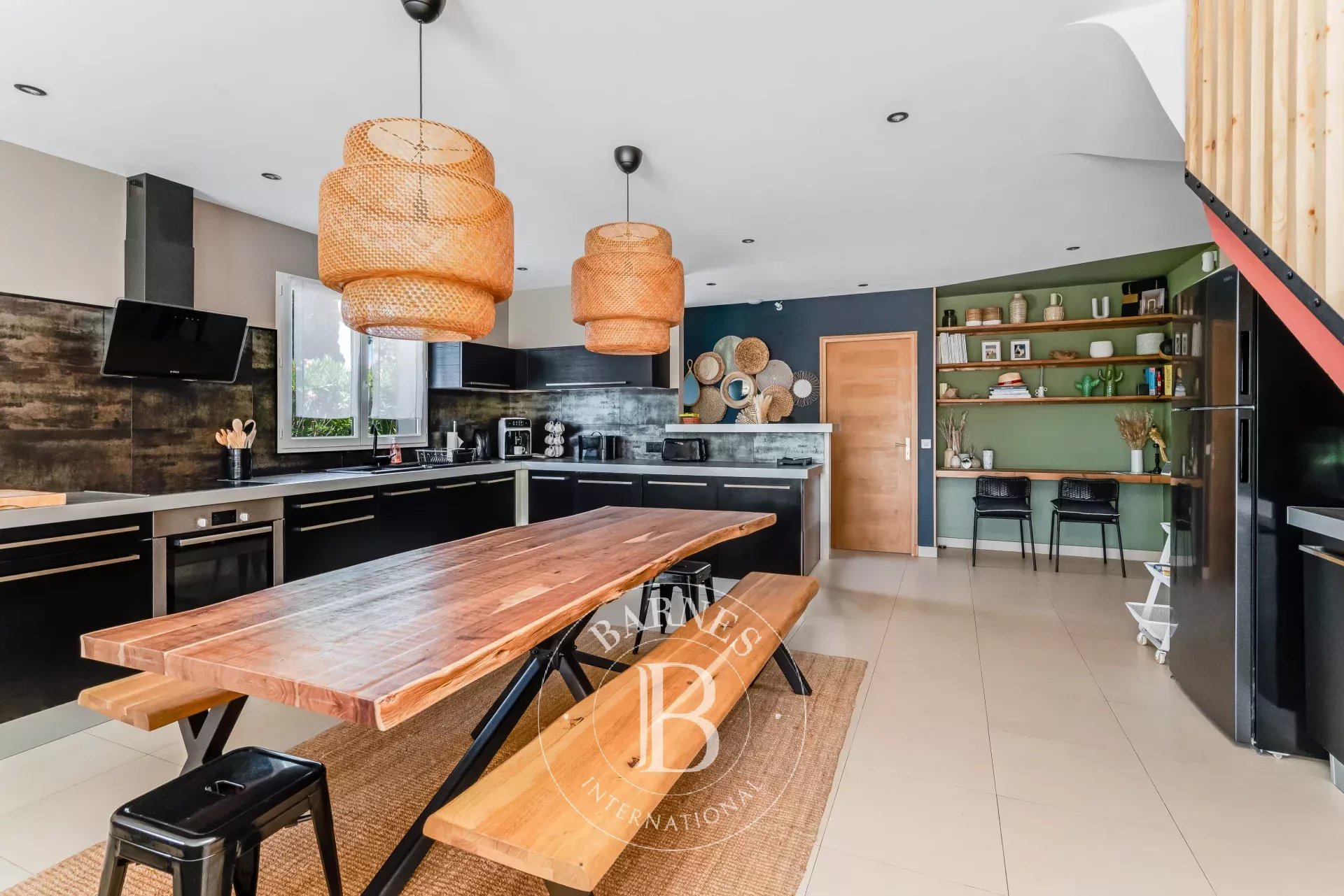 GOLFE DE SAINT TROPEZ - COGOLIN - VILLA RENOVEE - VUE DEGAGEE