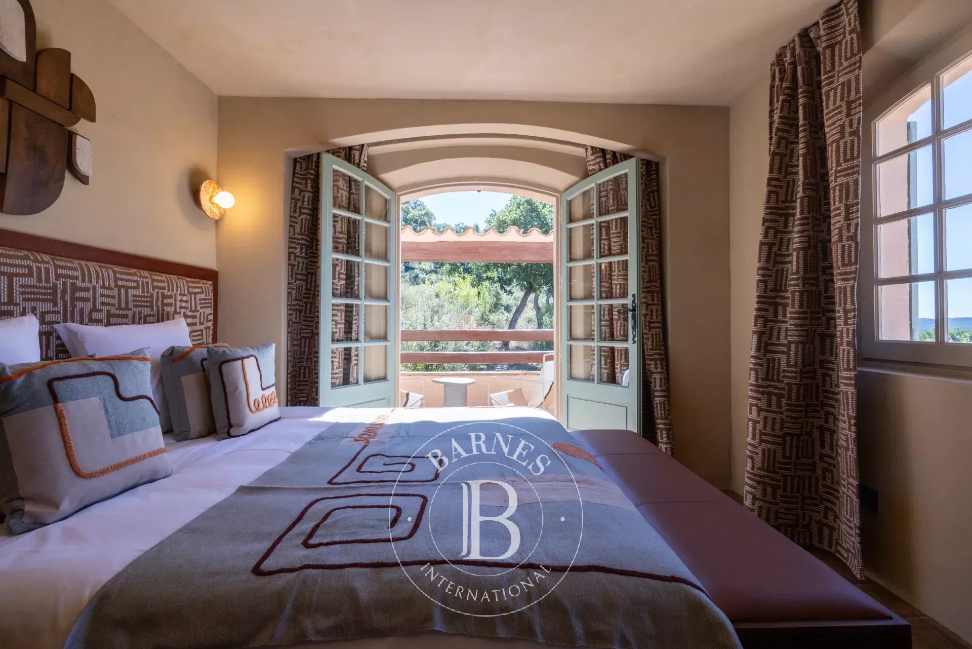 LOCATION SAISONNIERE - Villa Grimaud - Vue dégagée
