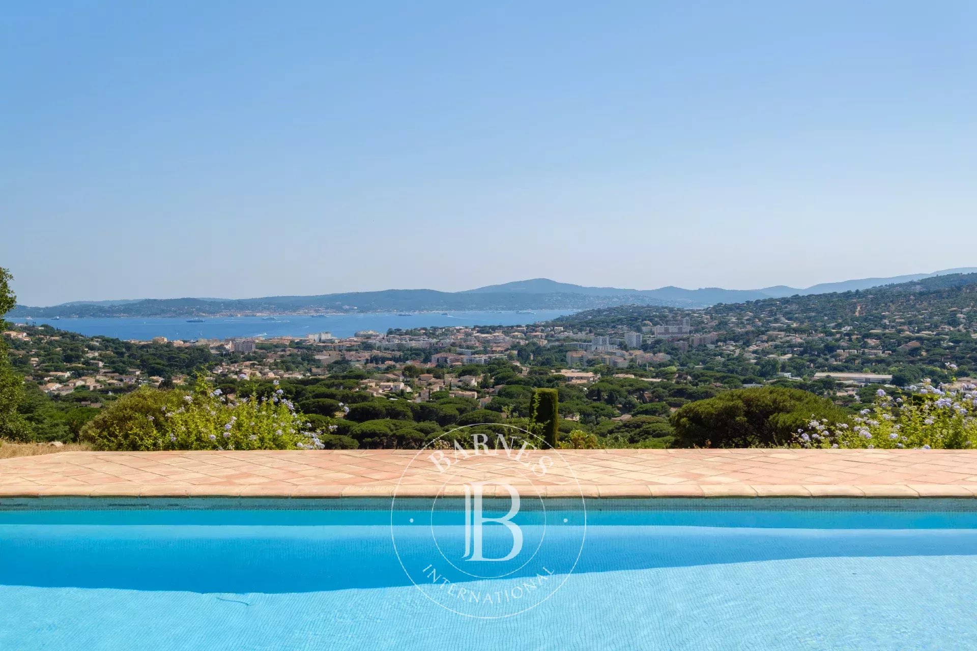 SAINTE-MAXIME - DOMAINE PRIVÉ -  VUE MER - PISCINE