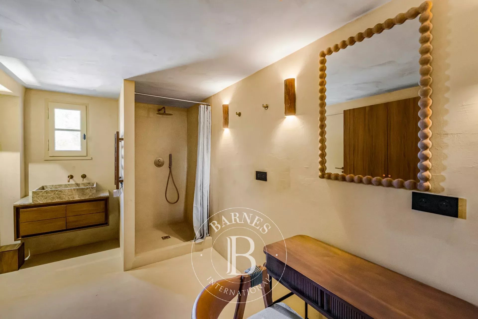 LOCATION SAISONNIERE - Villa Grimaud - Vue dégagée