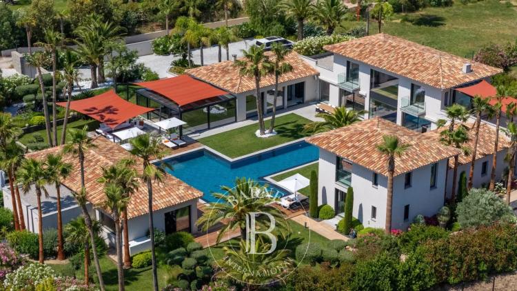 SAINT-TROPEZ - LUXUEUSE VILLA NEUVE - 7 CHAMBRES