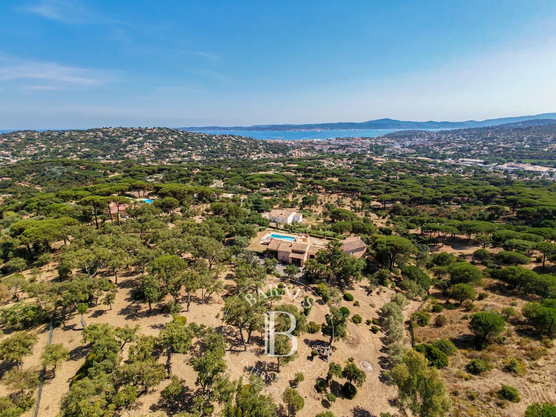 SAINTE-MAXIME - DOMAINE PRIVÉ -  VUE MER - PISCINE