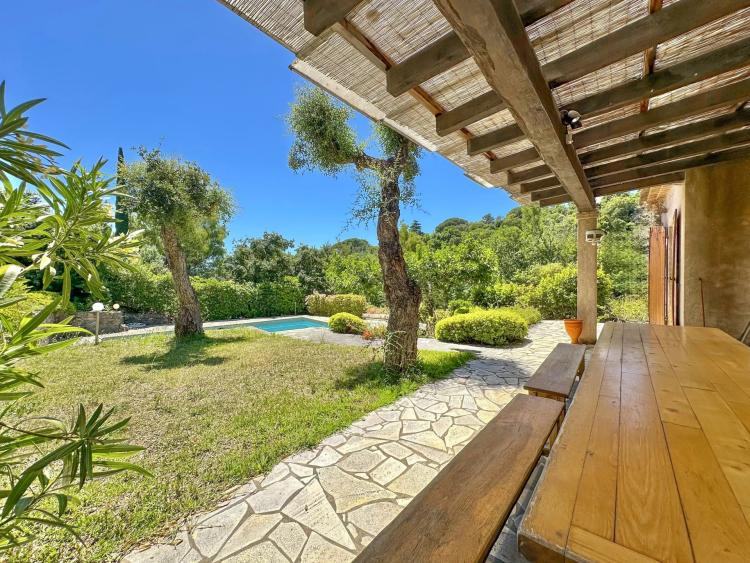 Villa à vendre à pied des plages