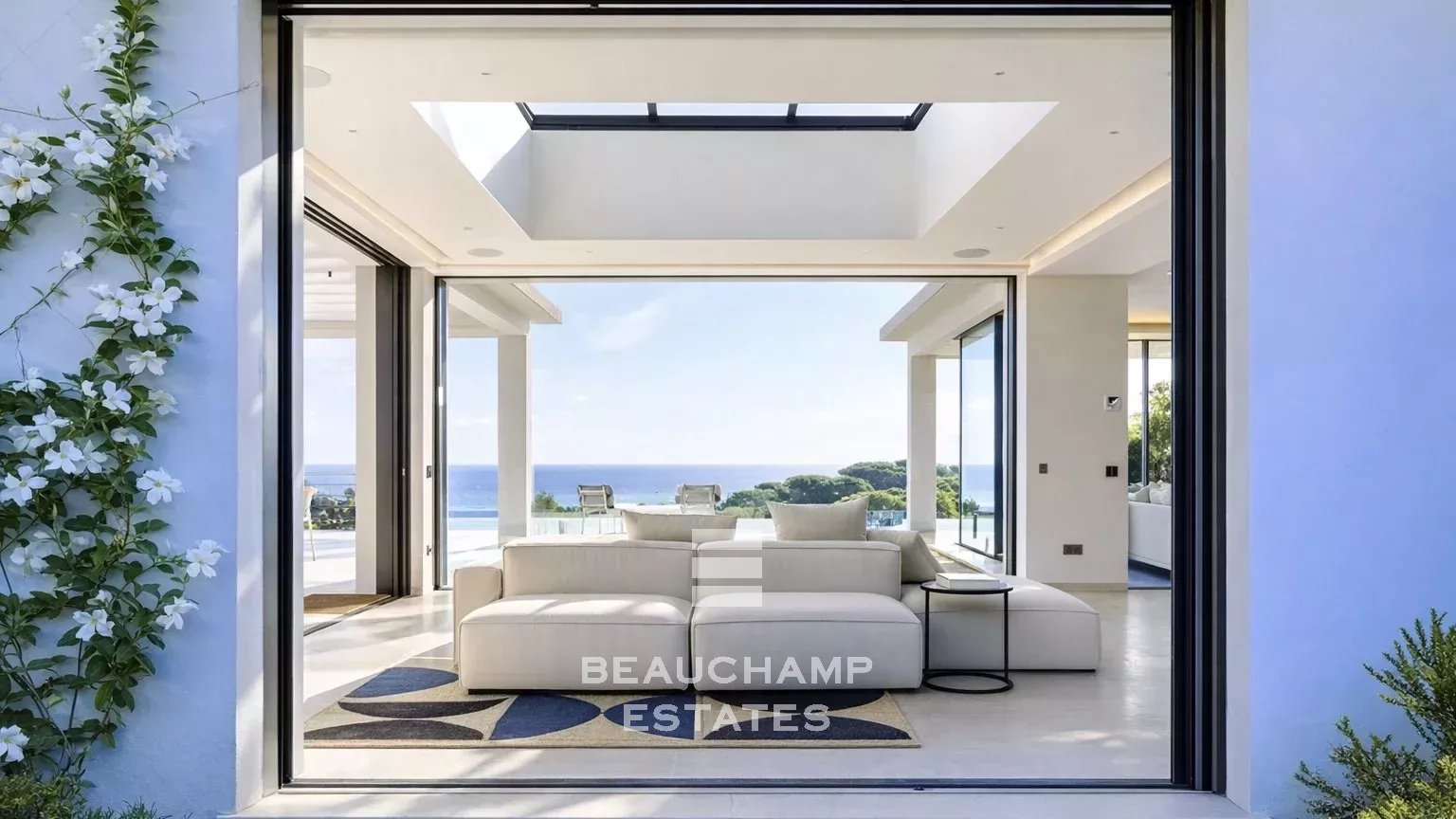 Propriété exceptionnelle contemporaine au coeur d'un domaine privé